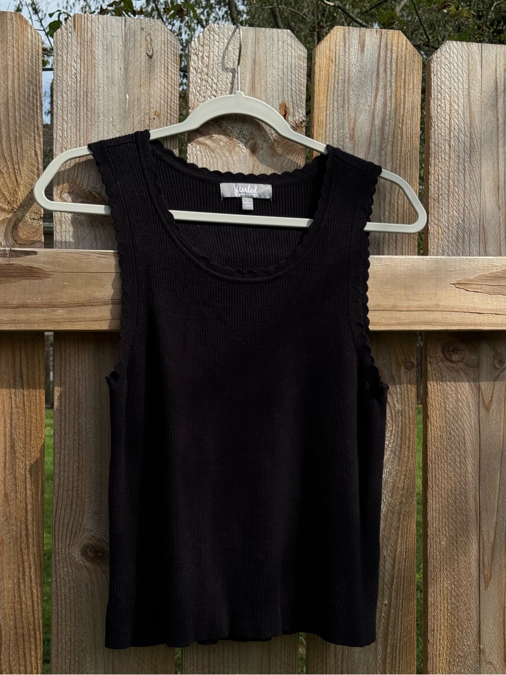 Marled Reunited Clothing Black Ribbed Tank Top Women’s Large Scalloped Trim
